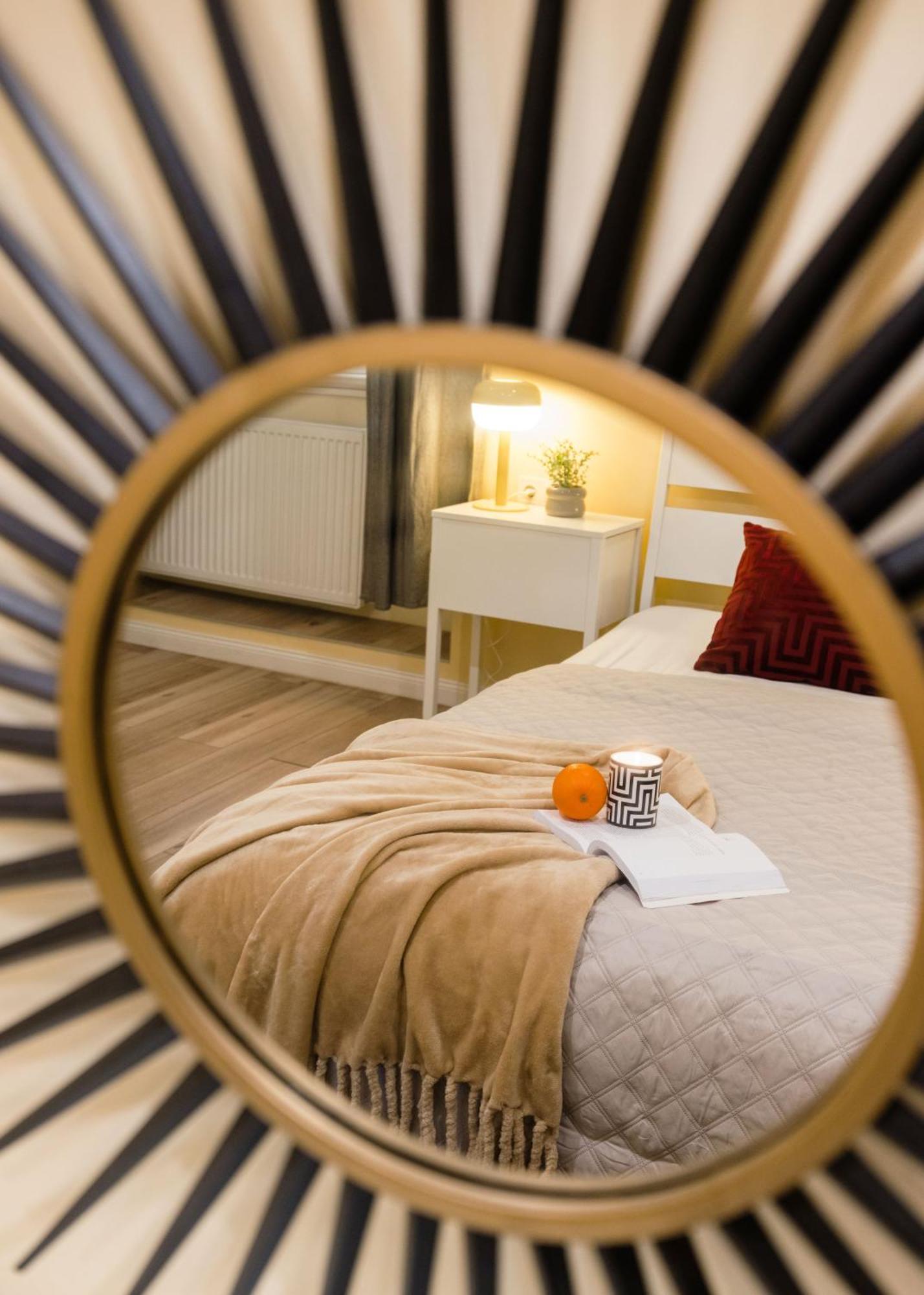 Ferienwohnung Experience City Nightlife From A Sleek Lavish Pad Budapest Exterior foto